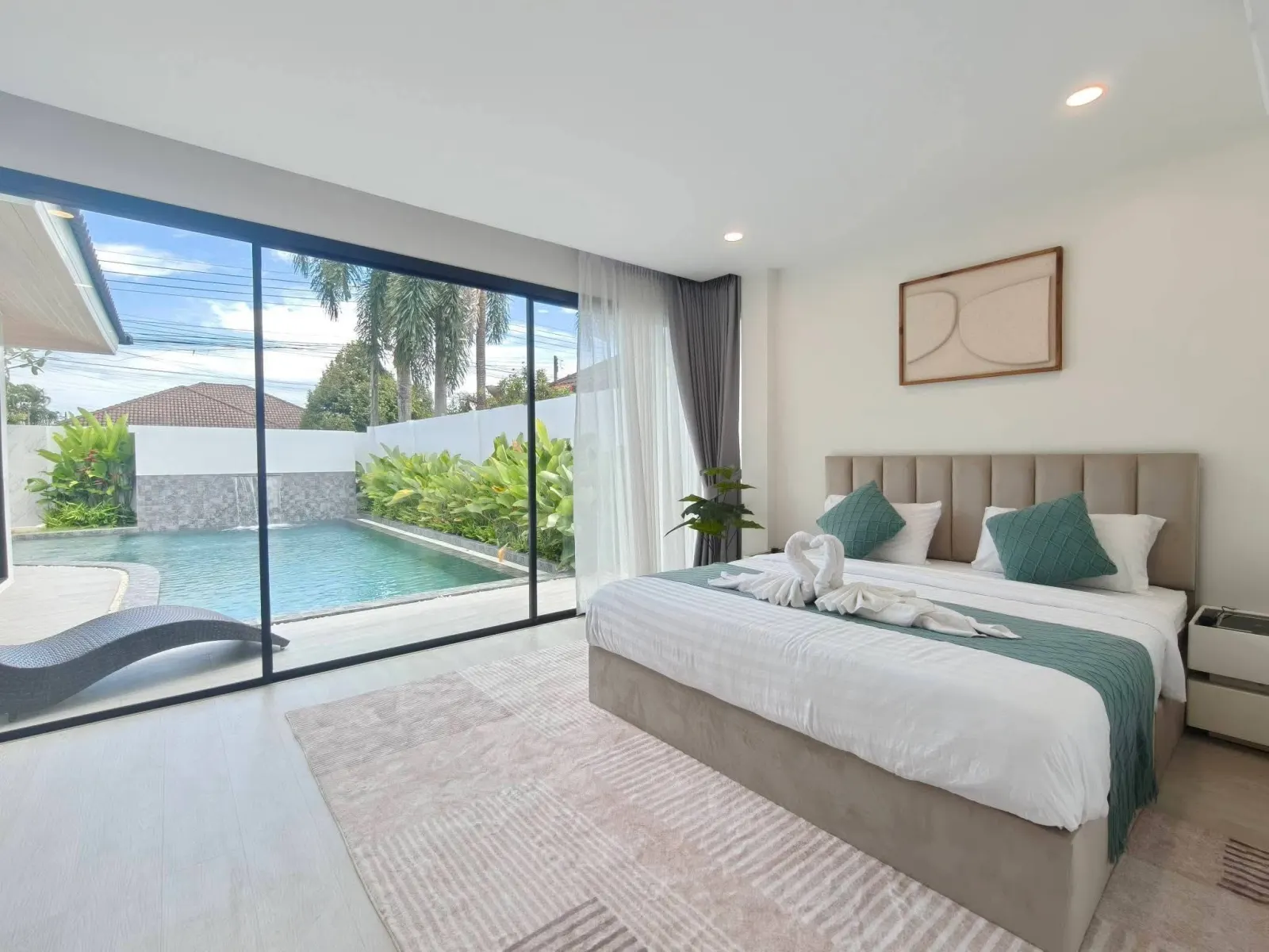 Brand-new 4-bedroom villa for rent in Pa Khlok – photo 9