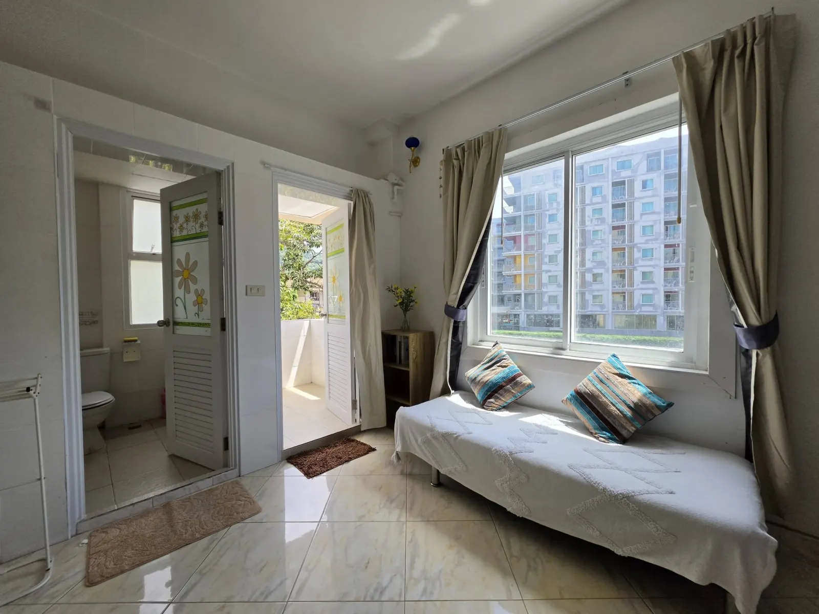 Corner 1-bed unit at Patong Condotel – photo 5