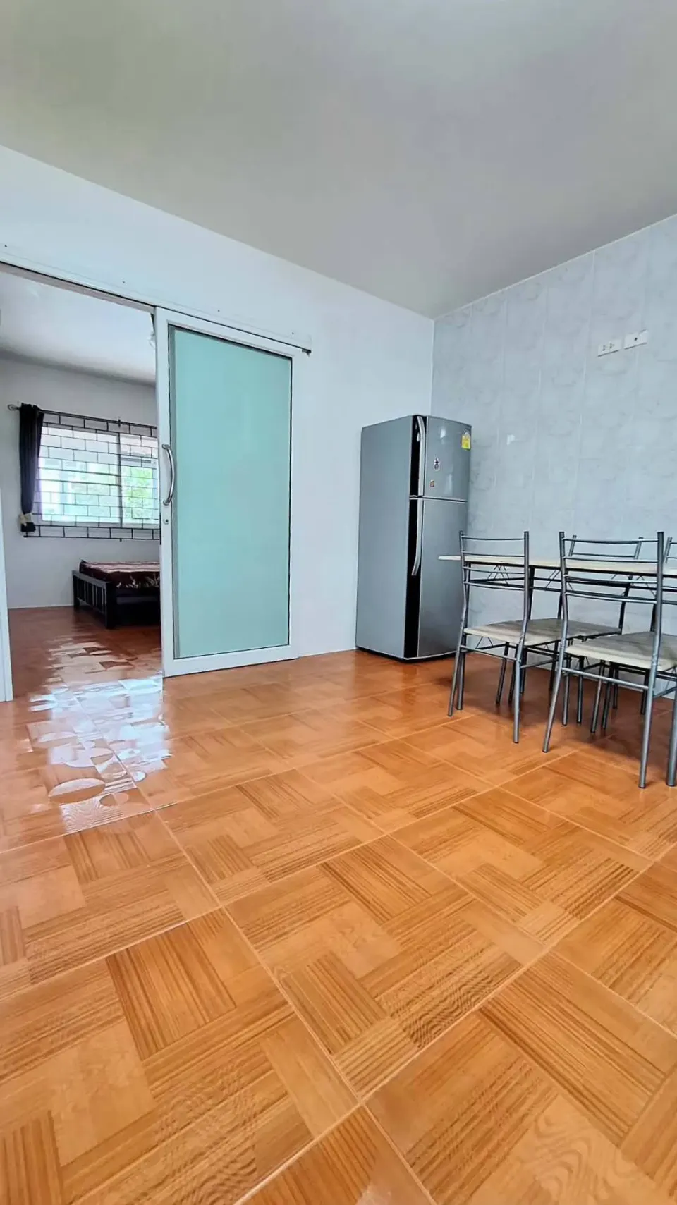 2-bedroom furnished house for rent in Sam Kong