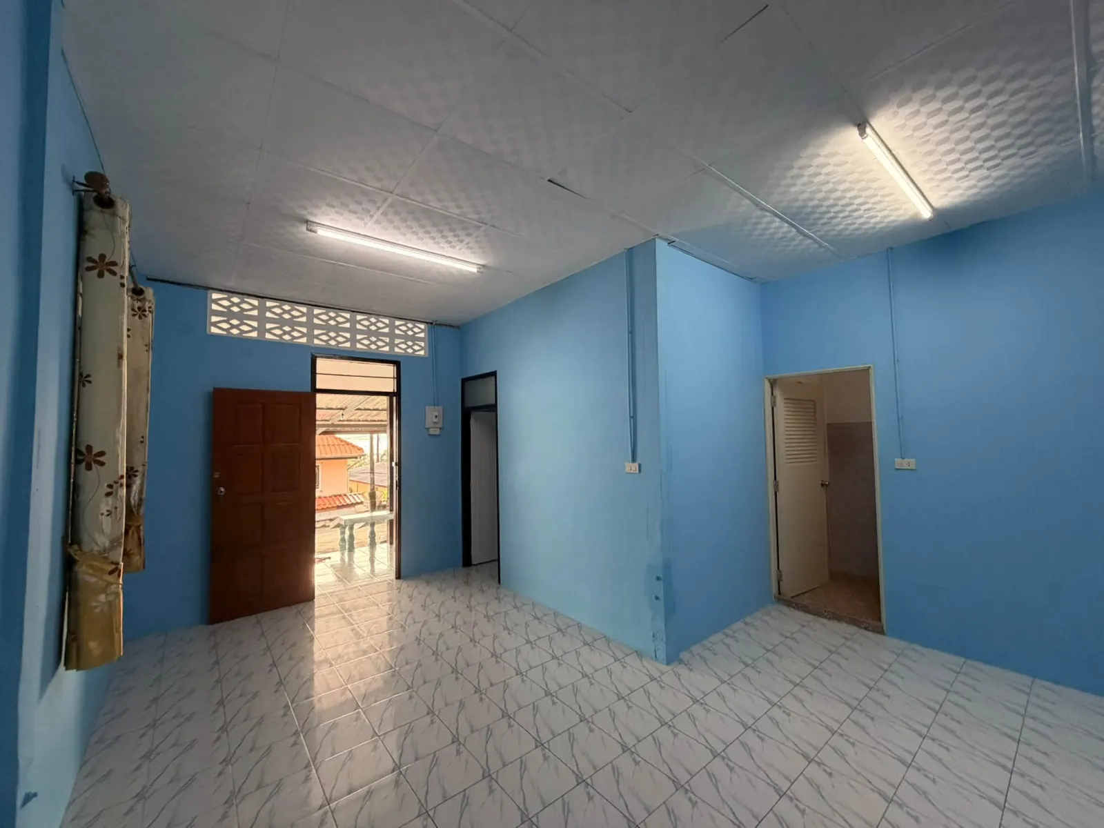 Room for rent in a quiet soi, Laem Phan Wa – photo 7