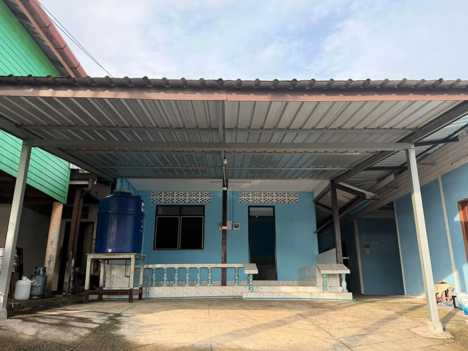 Room for rent in a quiet soi, Laem Phan Wa – photo 1