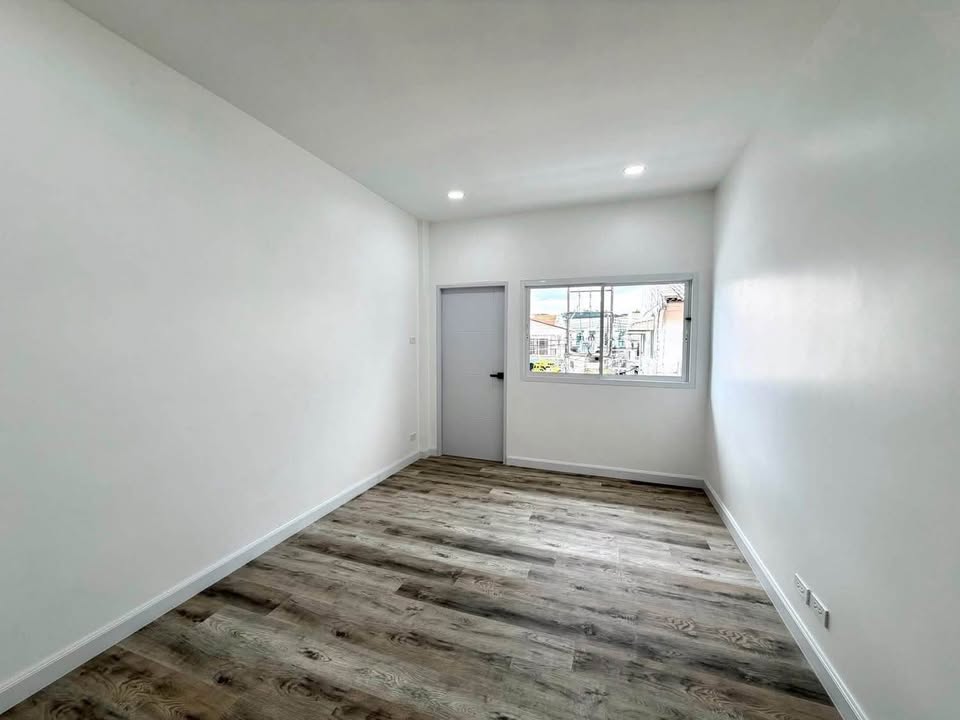 Renovated 2-storey townhouse for sale in Kathu, Soi Bai Yok – photo 8