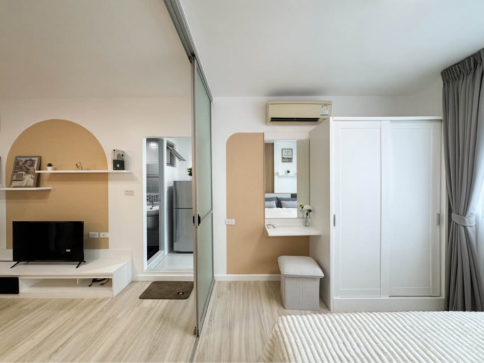 Renovated pool view condo for sale at D Condo Kathu – photo 10