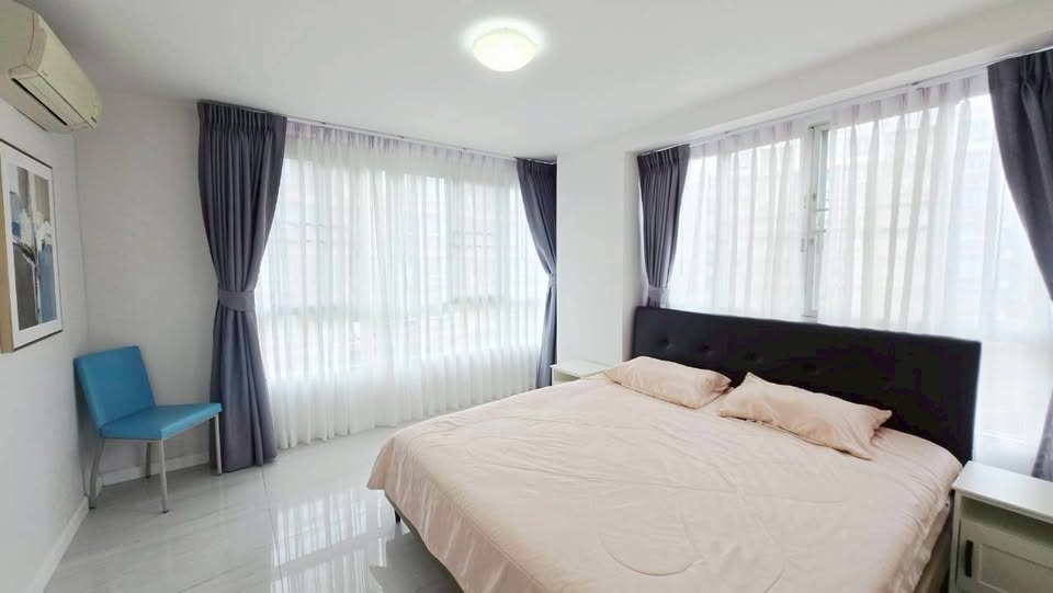 2-bed pool-view condo at D Condo Creek, Kathu – photo 5