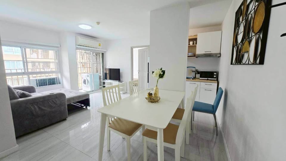 Corner 2-bedroom pool view condo for sale at D Condo Creek – photo 5