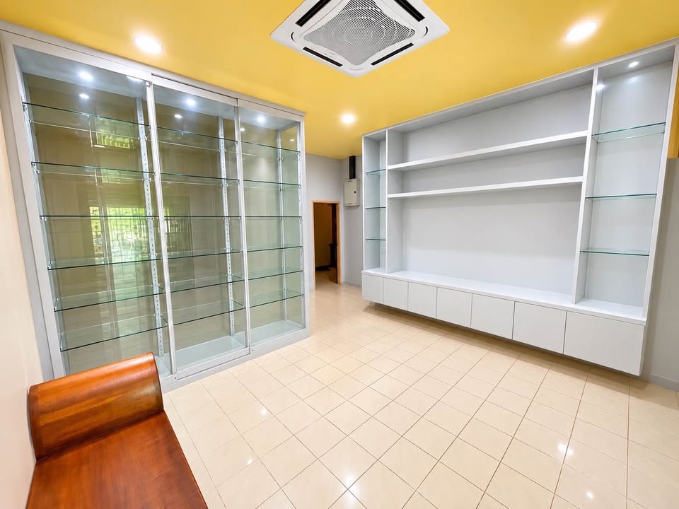 Furnished 3-bedroom house in Phuket Thani Village – photo 5