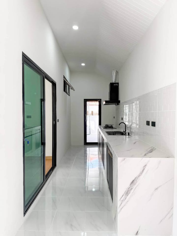 Renovated 3-Bed Single-Storey House for Sale at The Valley 2, Ma Nik – photo 4