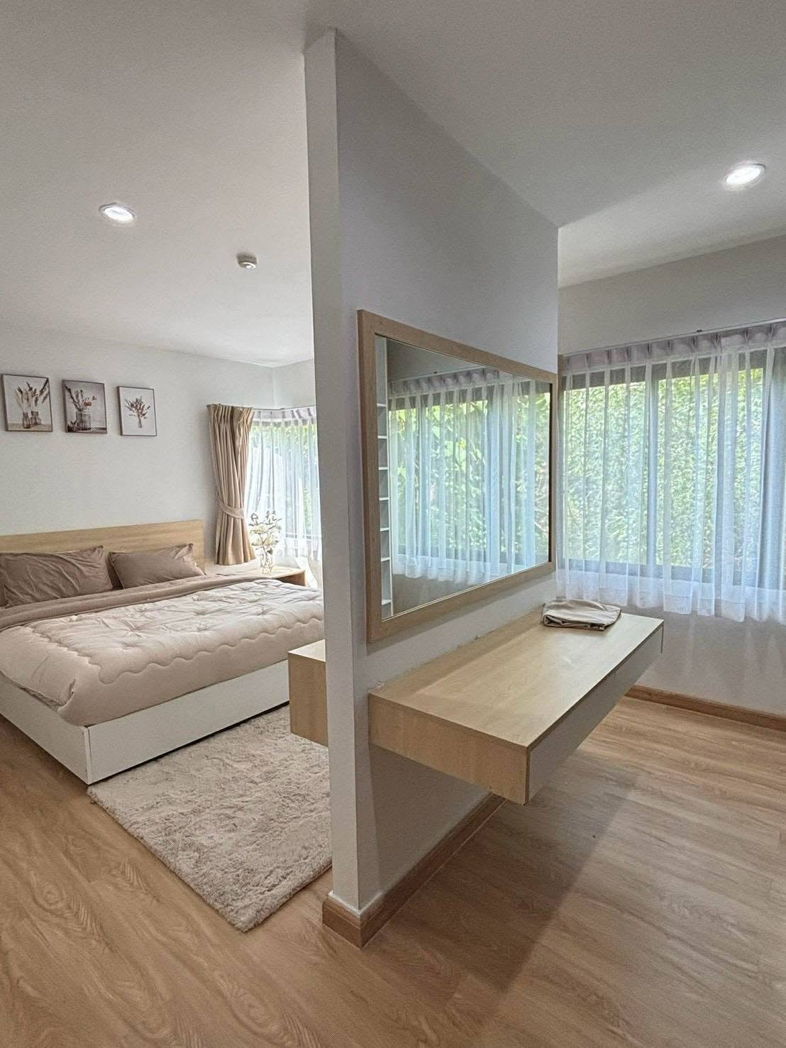 Large 48 sqm corner condo for rent at Phanason City – photo 2