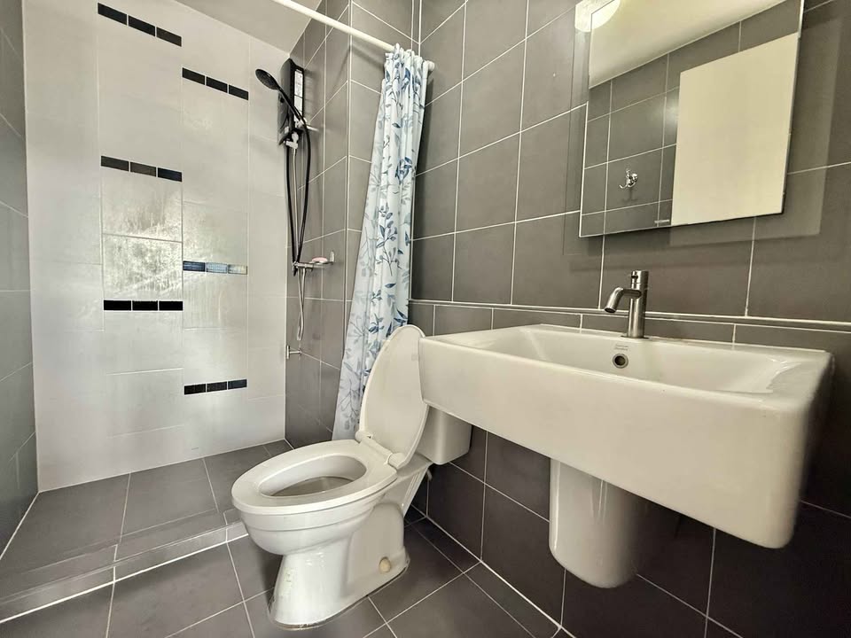 1-bedroom condo with pool view for rent at Dcondo Mine Kathu – photo 6
