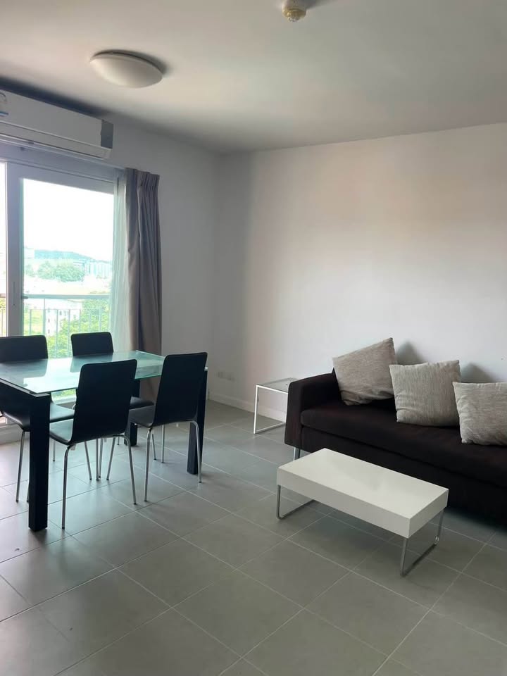 2-bed sea-side view condo for sale at Supalai Park Downtown