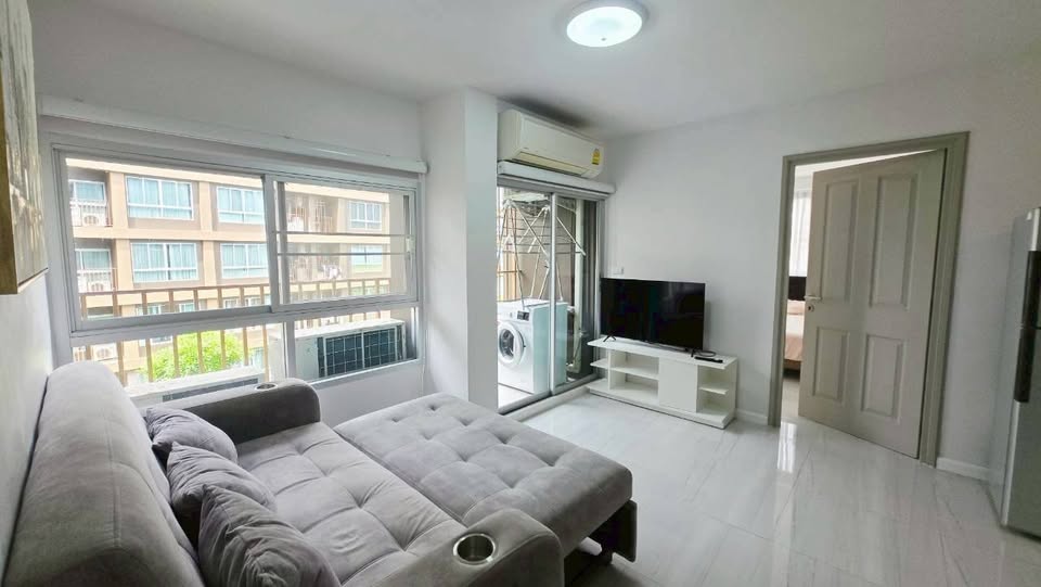2-bed pool-view condo at D Condo Creek, Kathu – photo 3