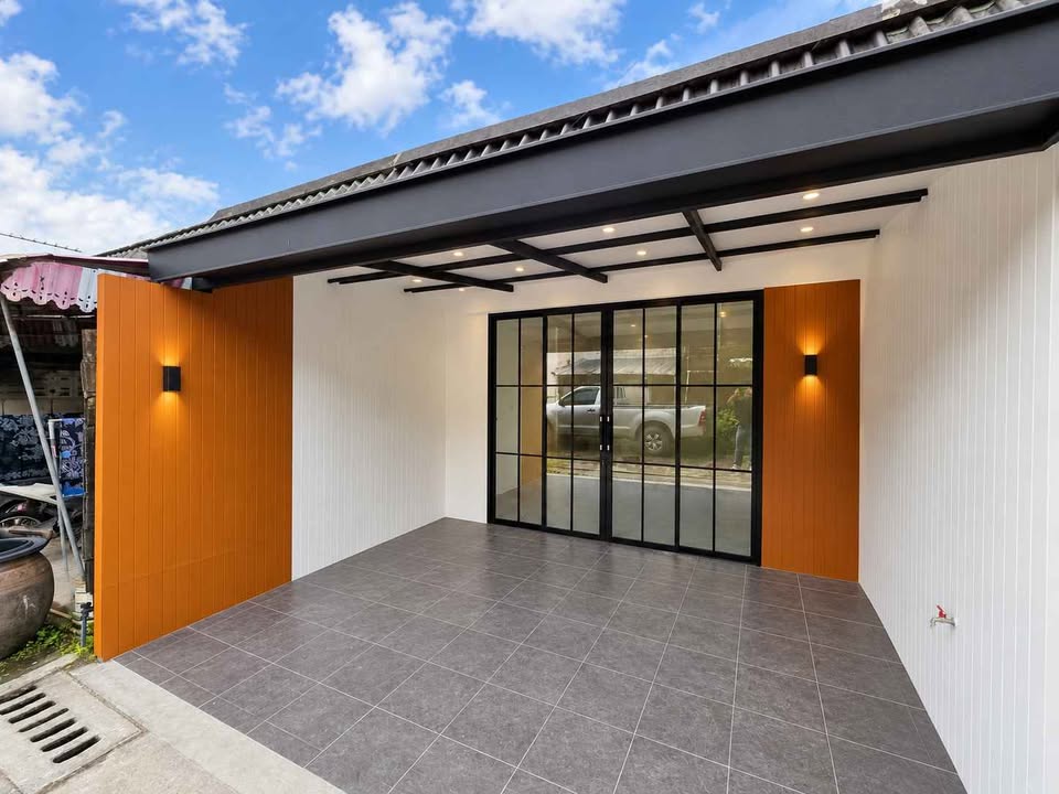 Renovated 2-bedroom townhouse for sale in Krabi town – photo 3