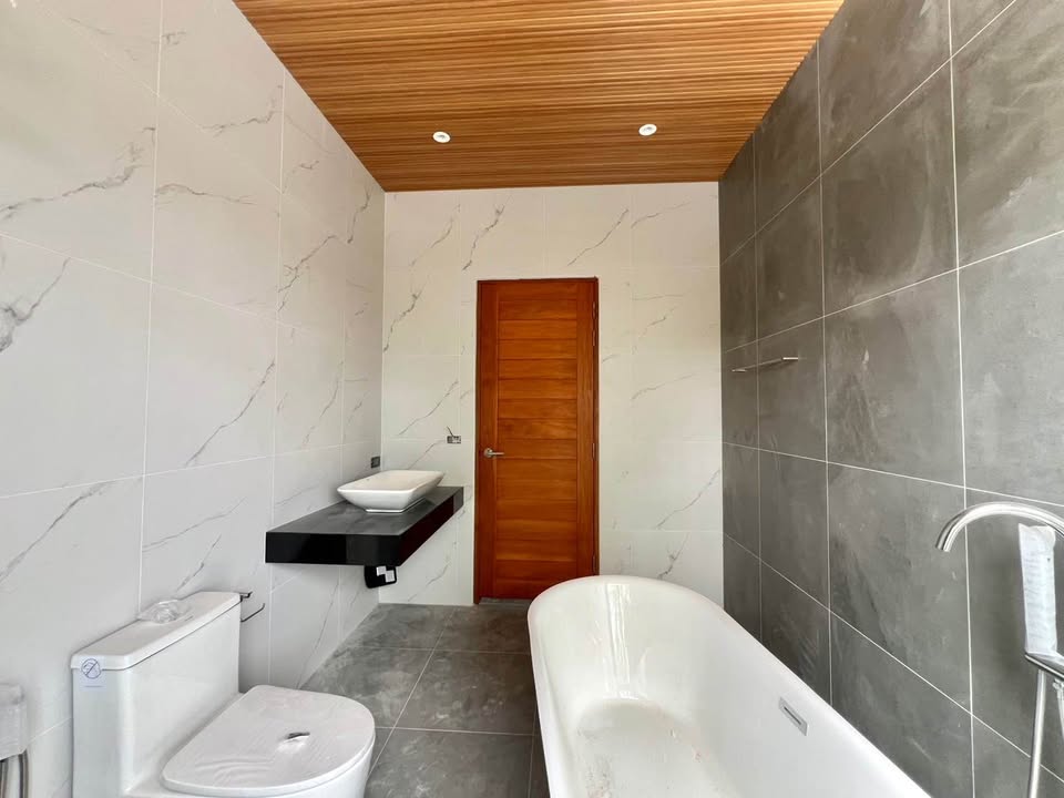 4-bedroom private pool villa in Chalong – photo 5