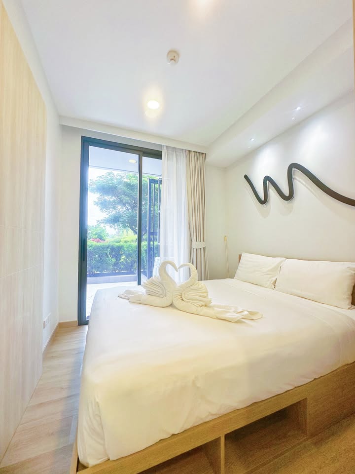 Laguna Skypark 2-Bed Condo with Private Terrace, Bang Tao – photo 3