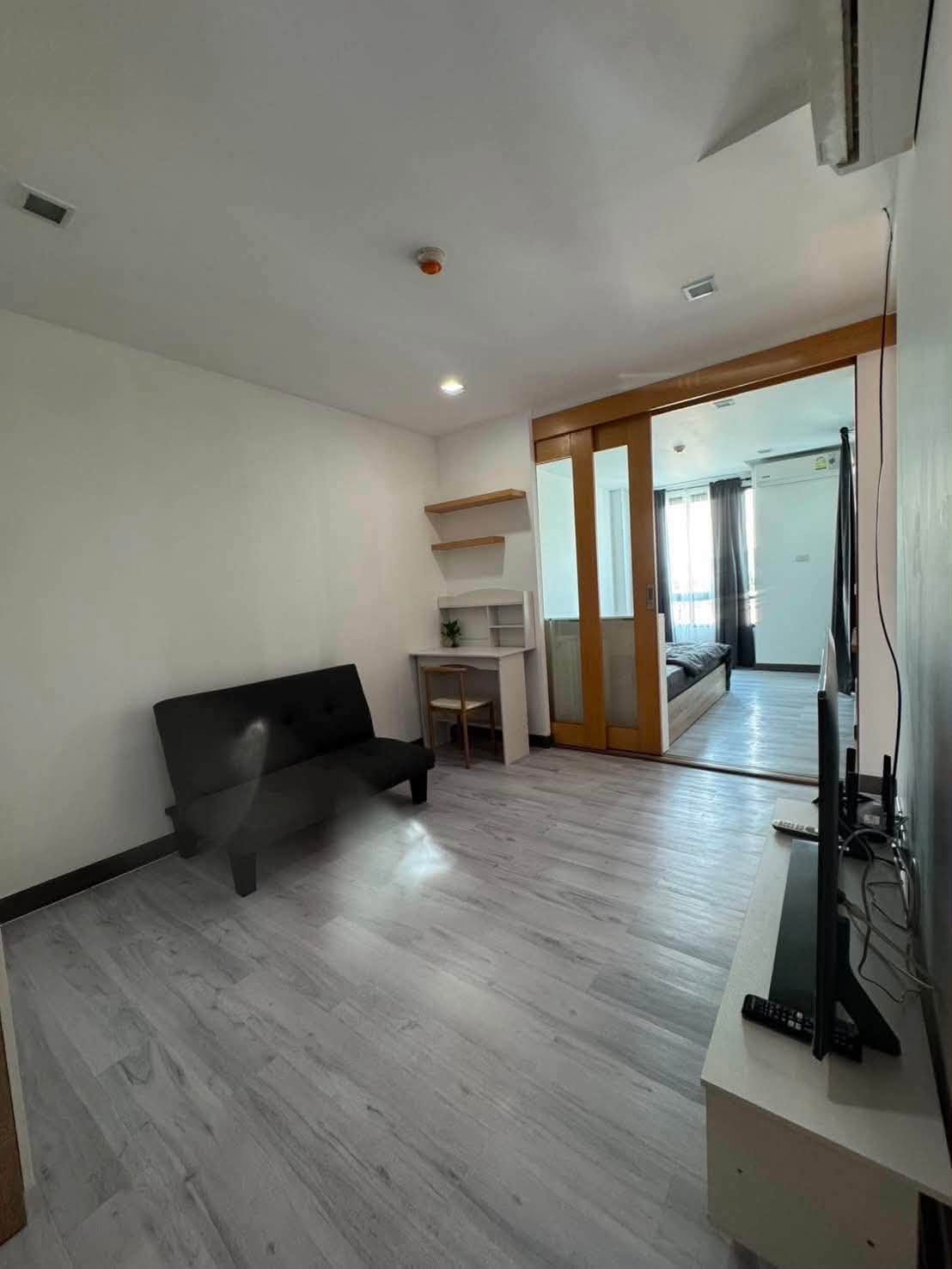 1-bedroom furnished condo for rent at The Future Condo – photo 3