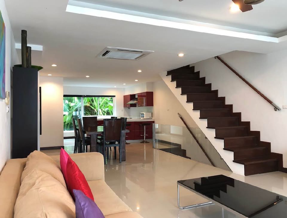 Furnished 3-bedroom duplex for rent in Nai Harn – photo 2