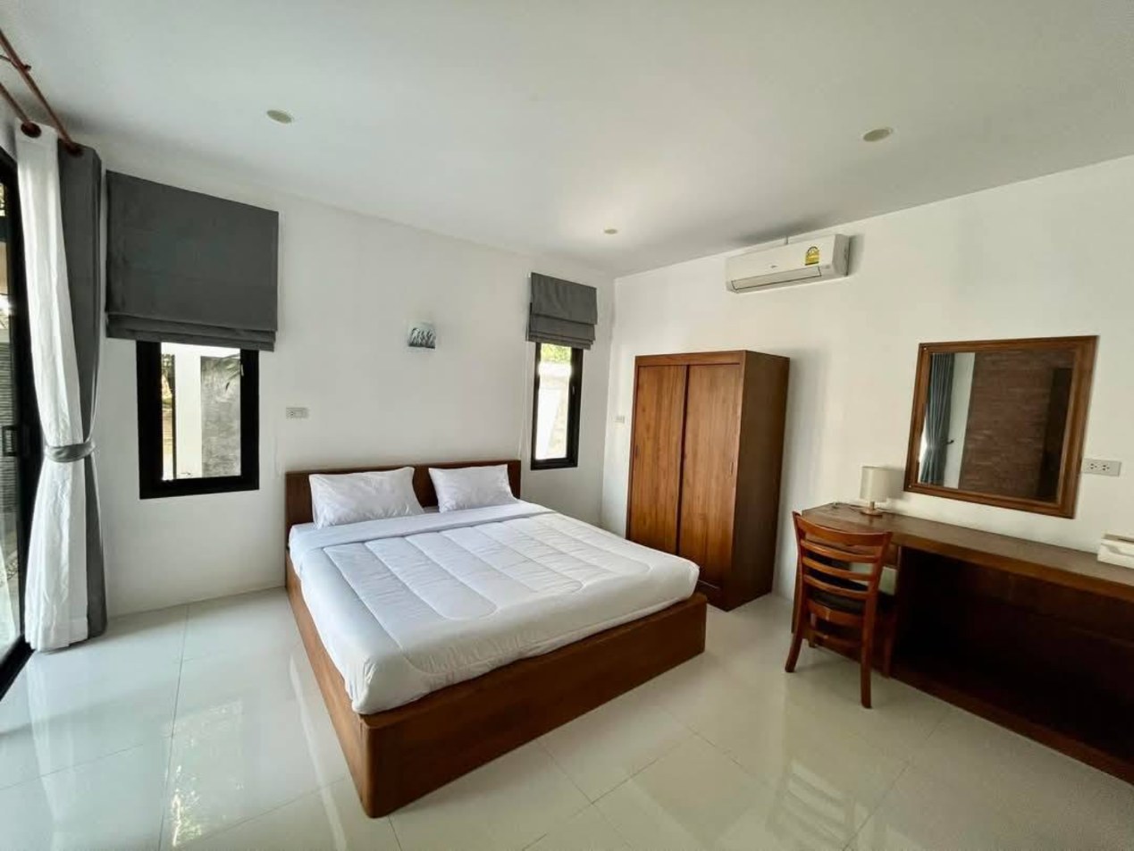Pet-friendly 3-bed pool villa for rent in Paklok, Thalang – photo 3
