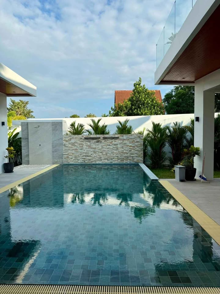 4-bed luxury pool villa for rent at NAYA 1, Nai Harn – photo 4