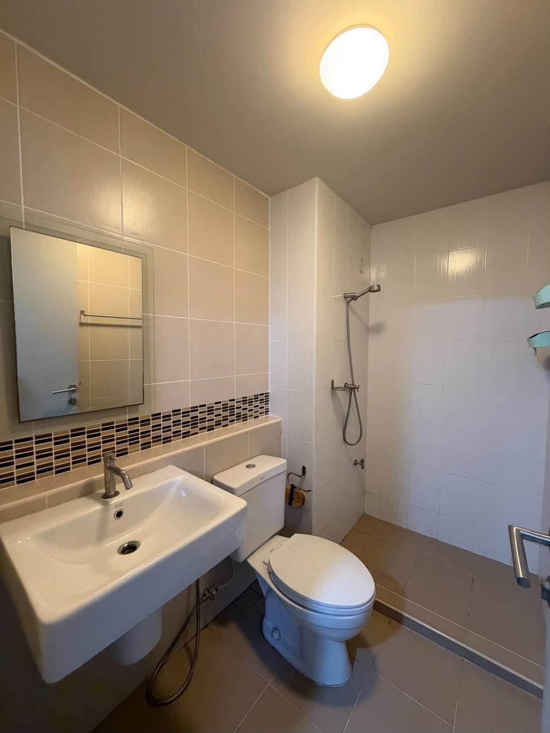 Top-floor condo for rent at D Condo Creek Kathu – รูปที่ 6