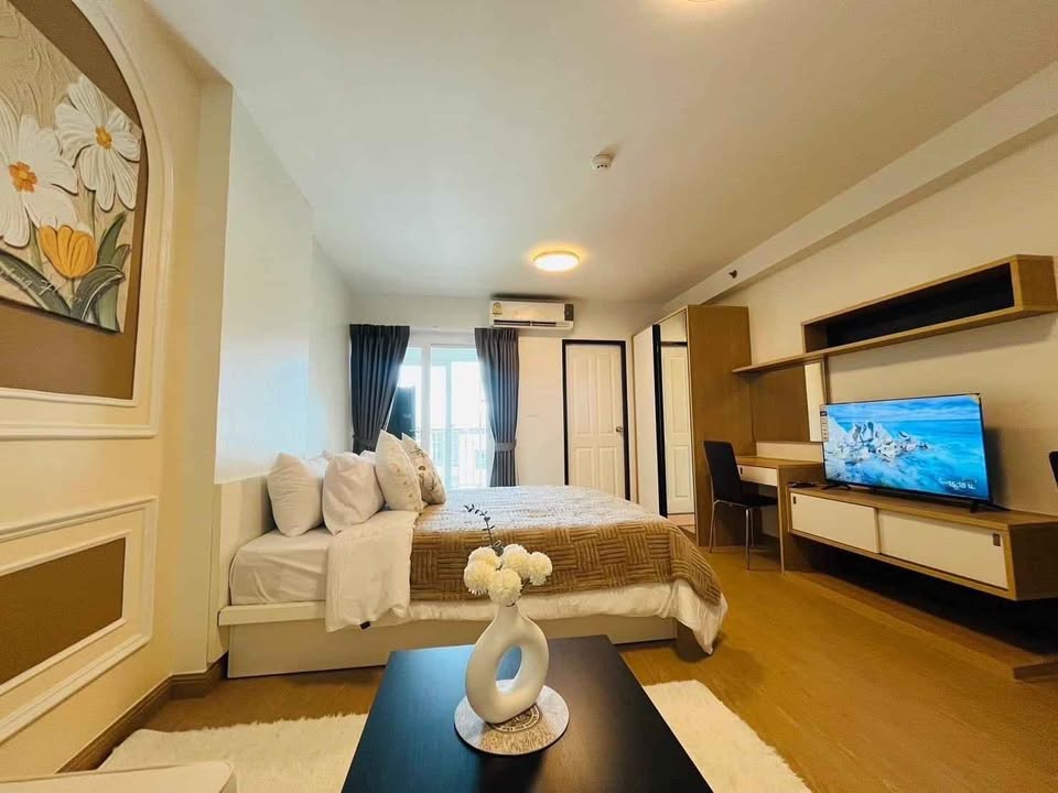 Furnished 15th-floor condo for rent at Supalai Park at Downtown – photo 7